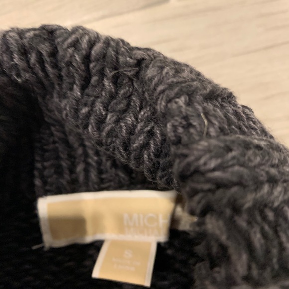 MICHAEL KORS Sweater Poncho Size Small - Picture 3 of 5